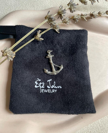 Anchor charm/pendant